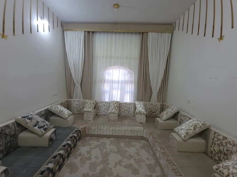 c3064102-ad1d-45a5-83f9-224ba3c0af40